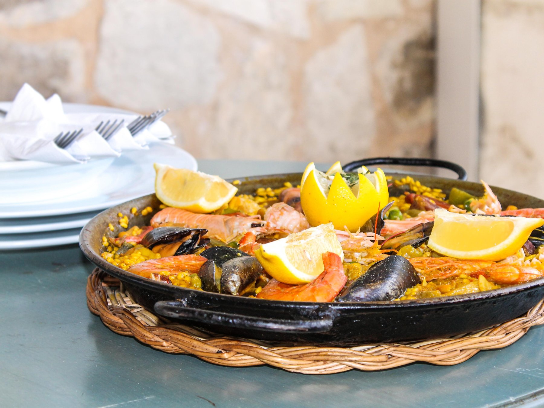 Old Town Tapas & Paella Food Tour with 8 Tastings