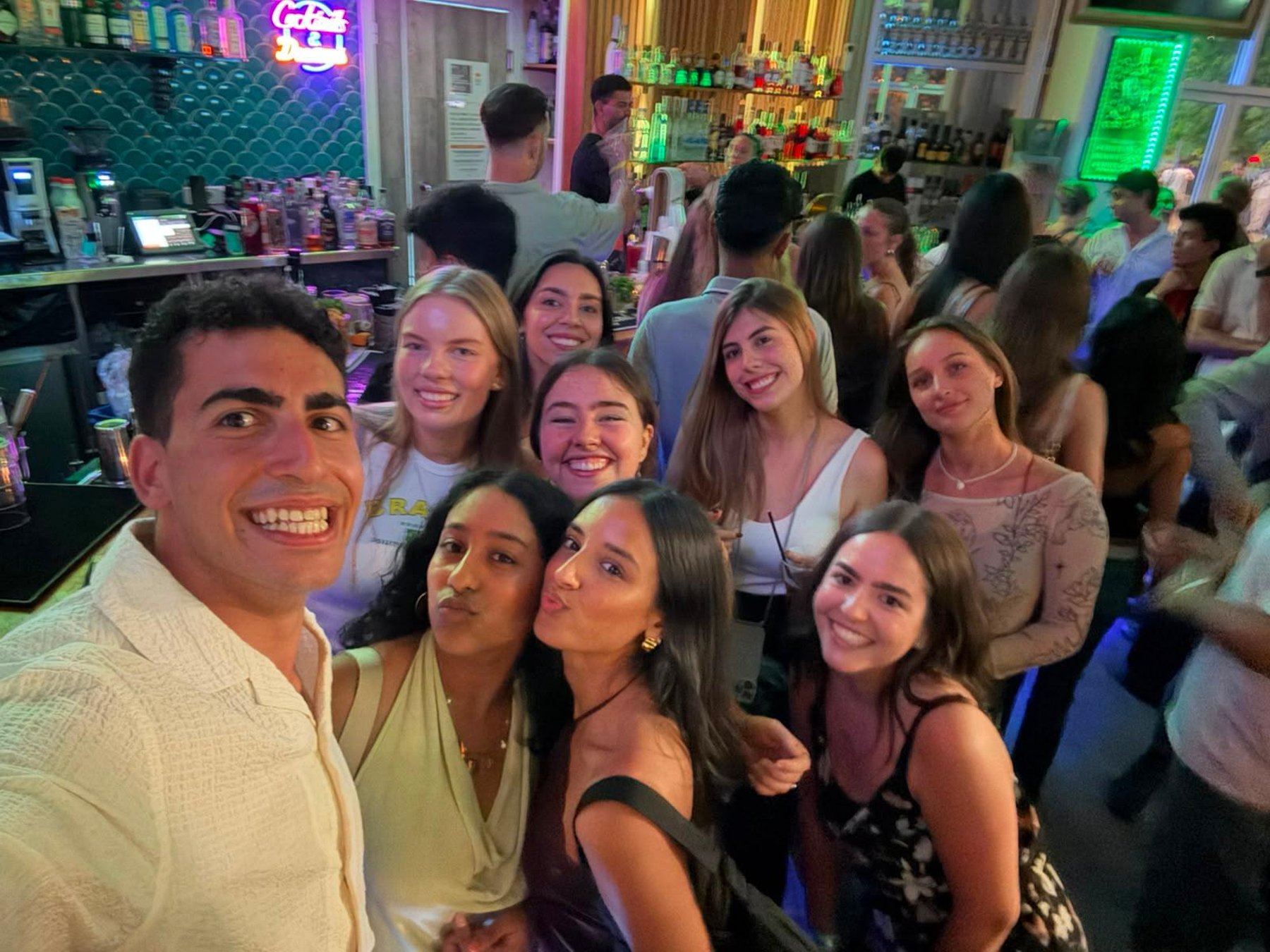 Barcelona: Abend mit Freunden – vom Generator zum Club
