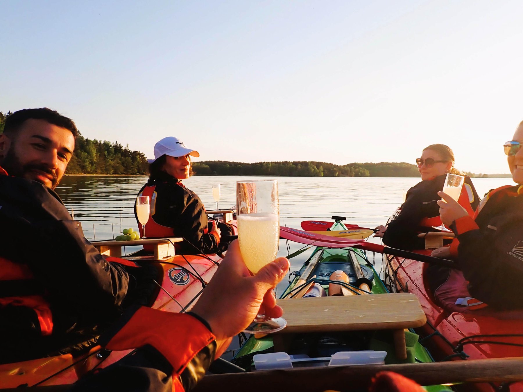 Sonnenuntergangs-Archipel-Kajakfahren & Toast auf dem Wasser