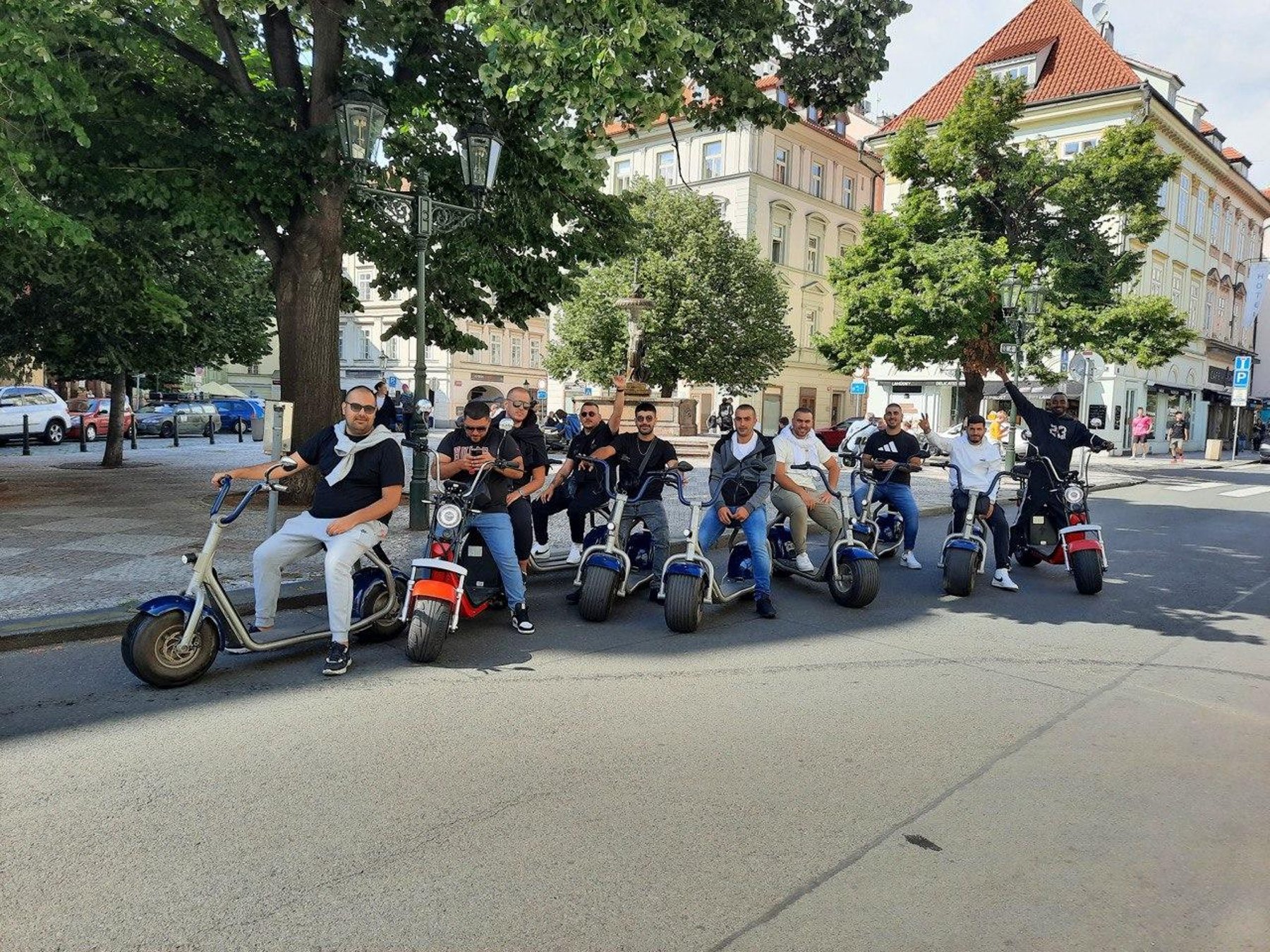 Berlin: 2-stündige Stadtführung auf einem Fat ScooterDeutsch