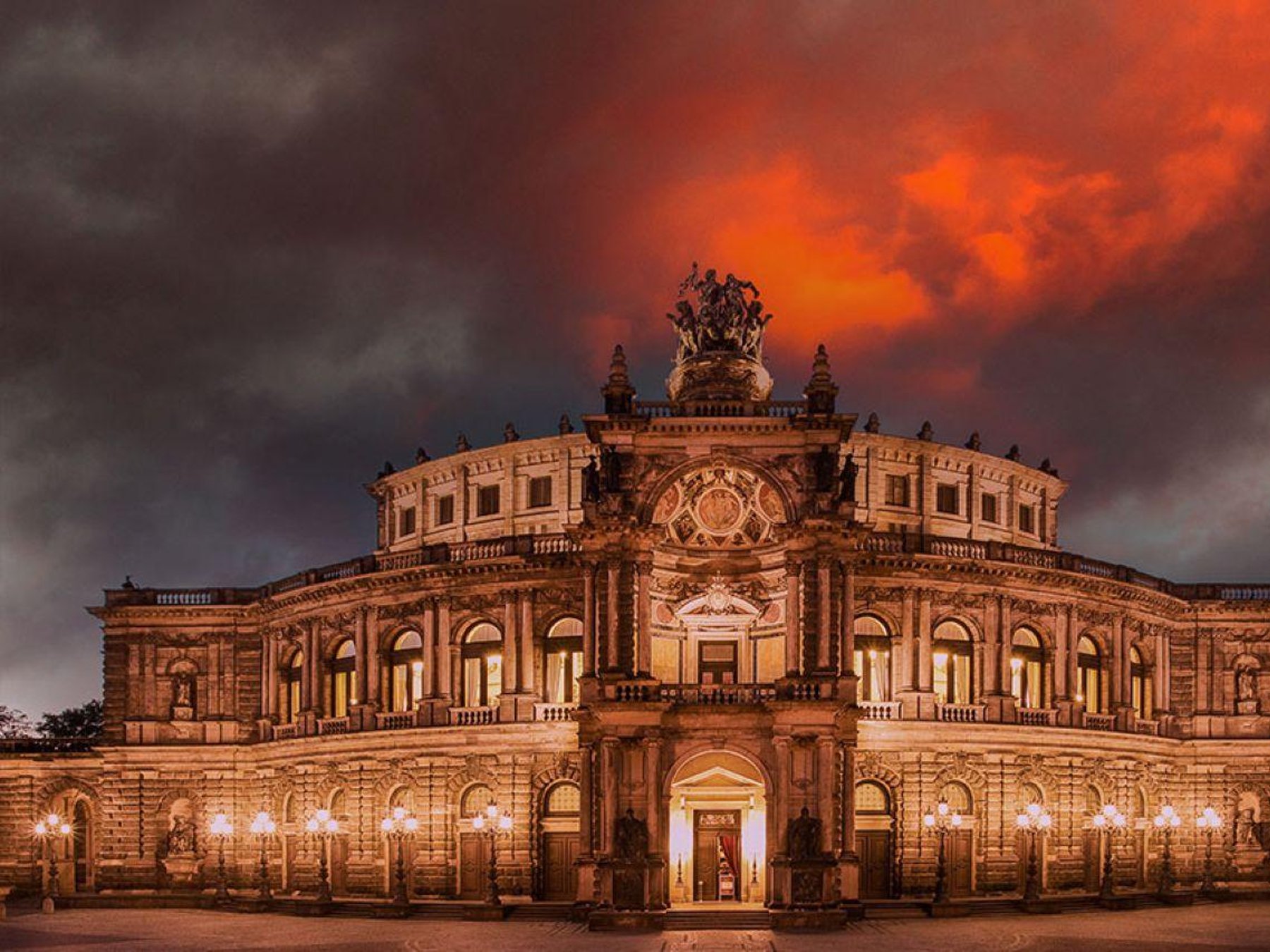 In Dresden Operntour – Das Gruselige und das Übernatürliche