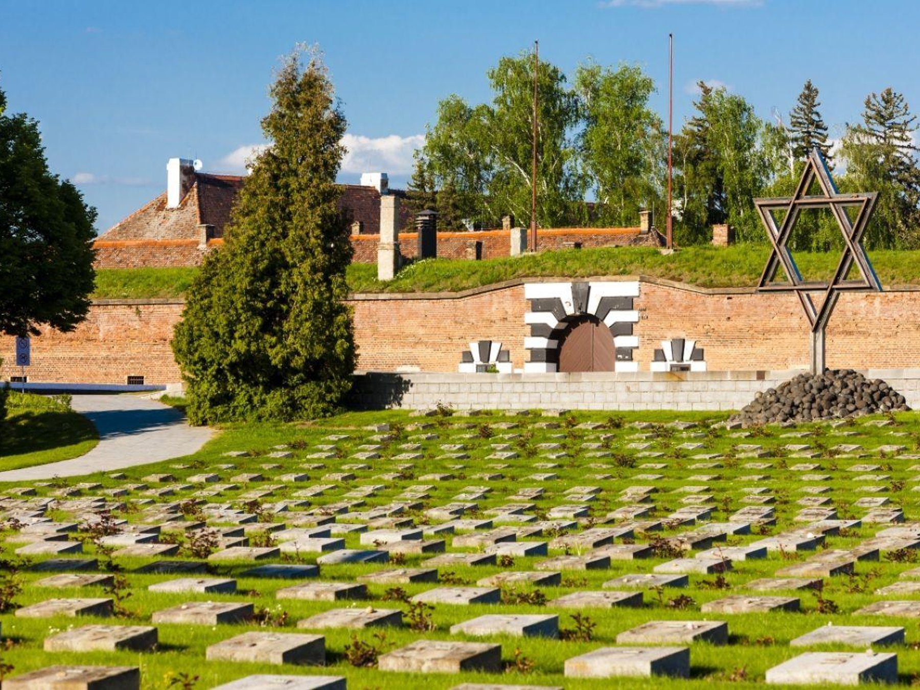 Theresienstädter Konzentrationslager: Geführte Tour + Transport