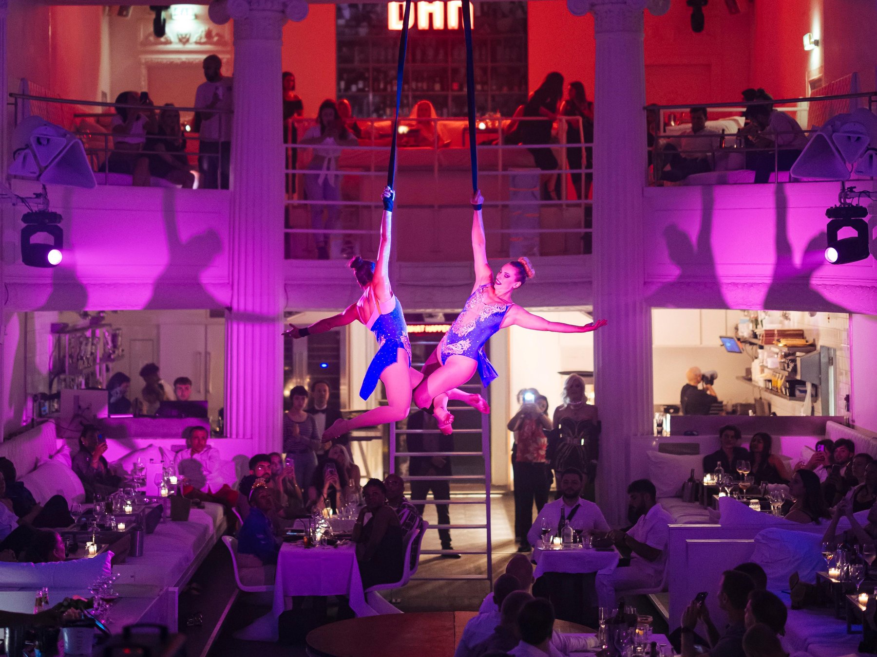 Berühmte Dinnershow im Supper Restaurant