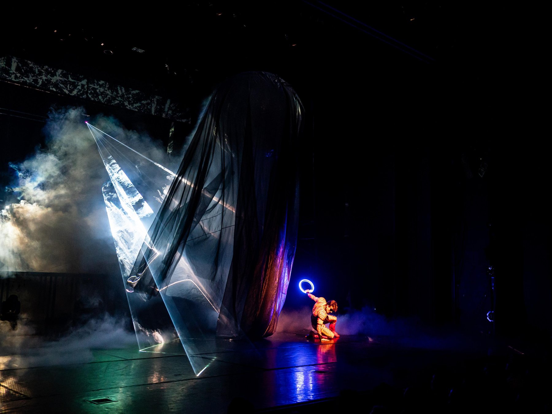 Prag: WOW-Show Schwarzlichttheater