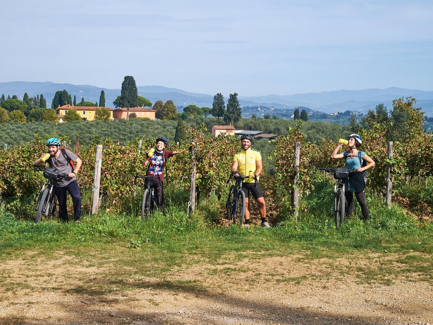 Florence: Tour in E-Bike del Chianti con Pranzo Toscano e Azienda Vinicola