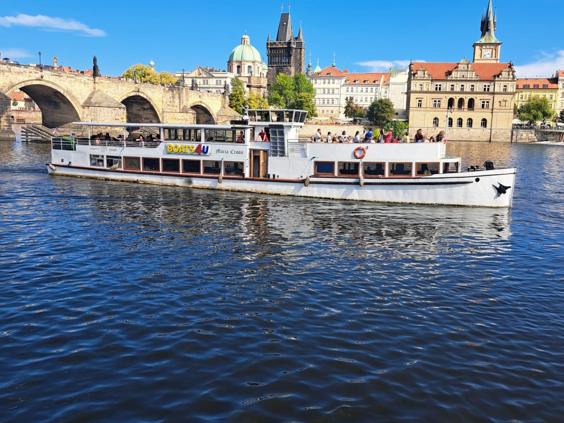 Prag Dinner-Kreuzfahrt mit 3-Gänge-Menü, ein Getränk inklusive
