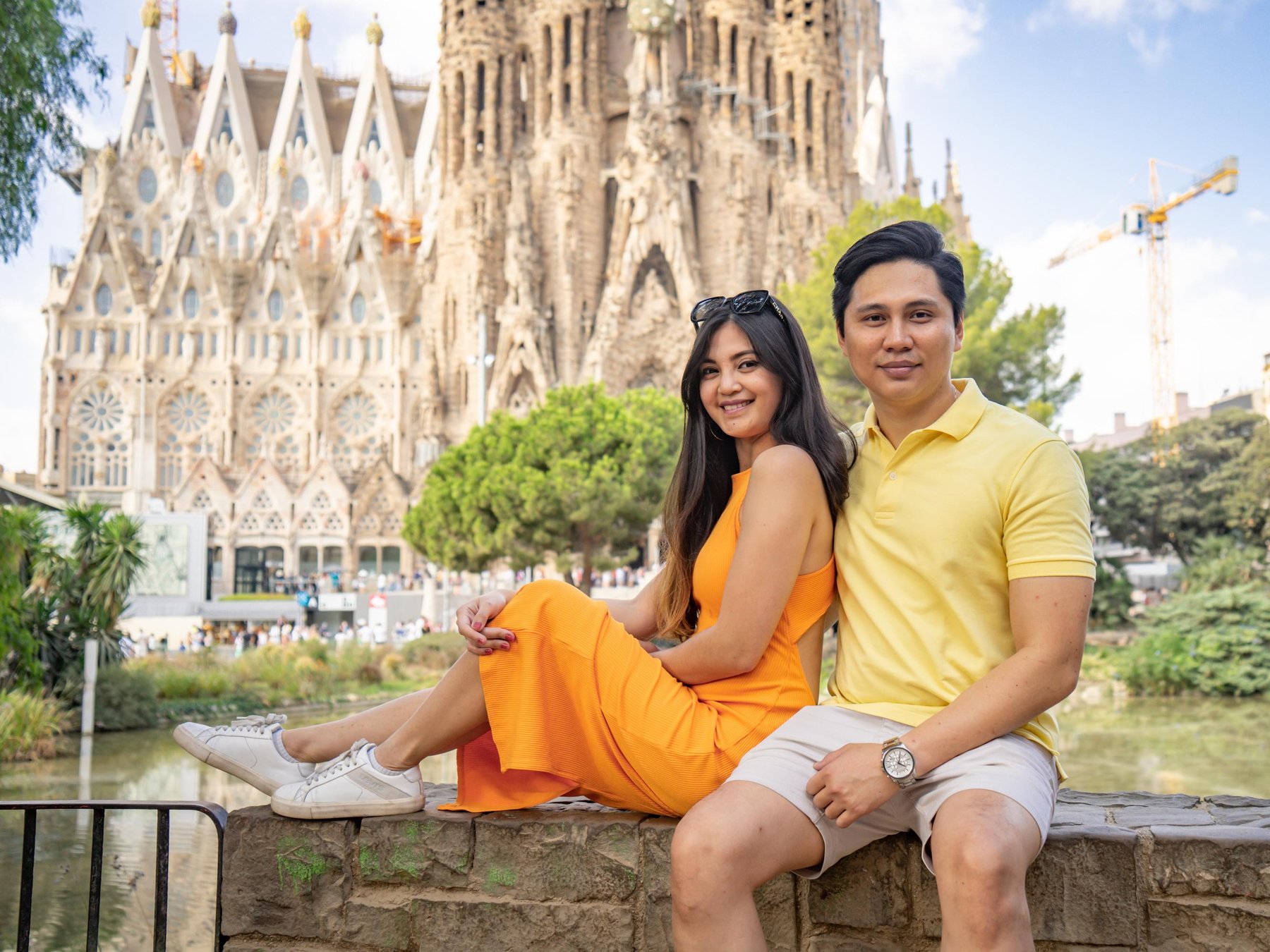 Professionelles Fotoshooting außerhalb der Sagrada Familia15 Minuten -