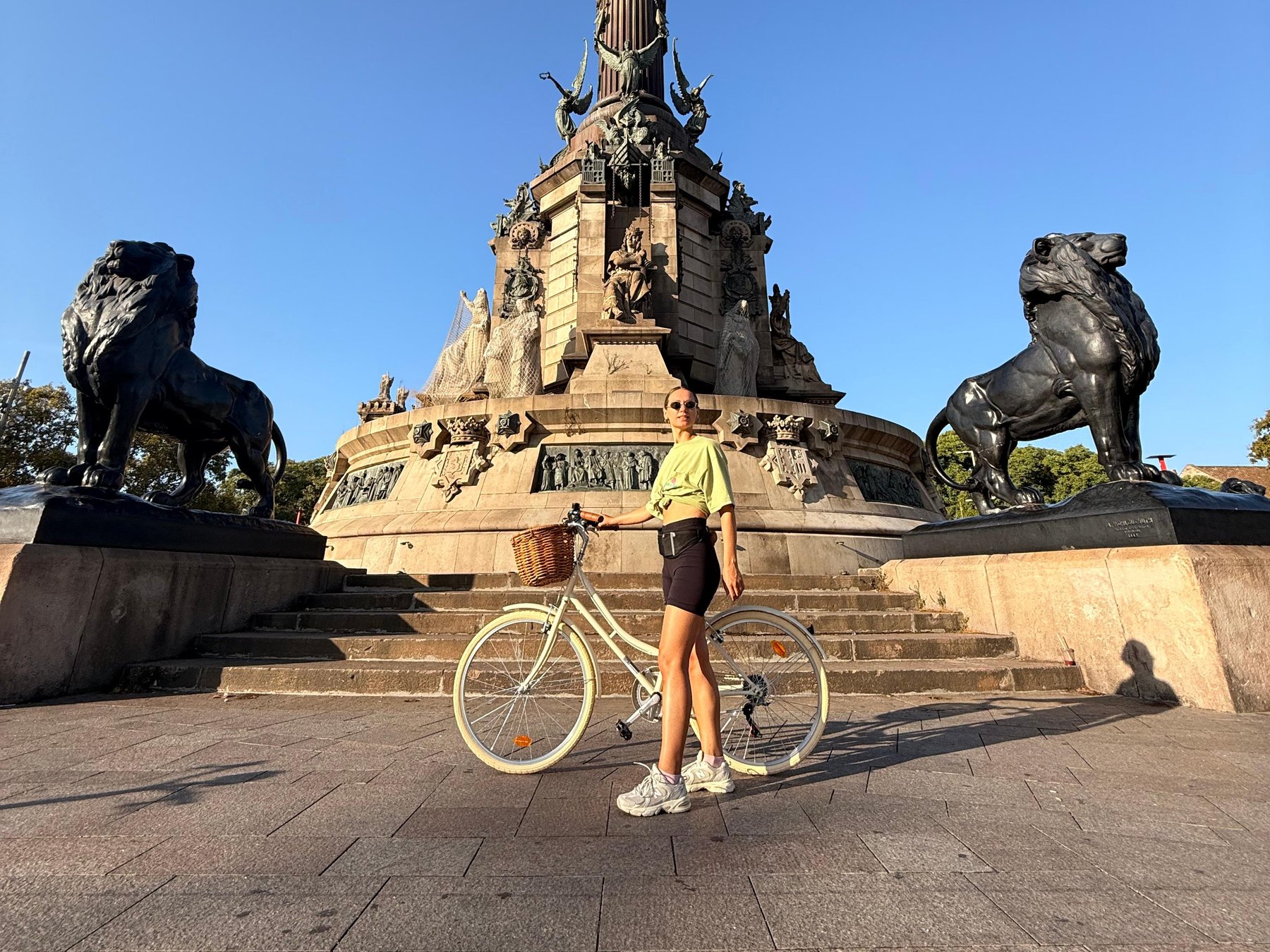 Barcelona: Interaktive Fahrradtour mit Film-Schnitzeljagd