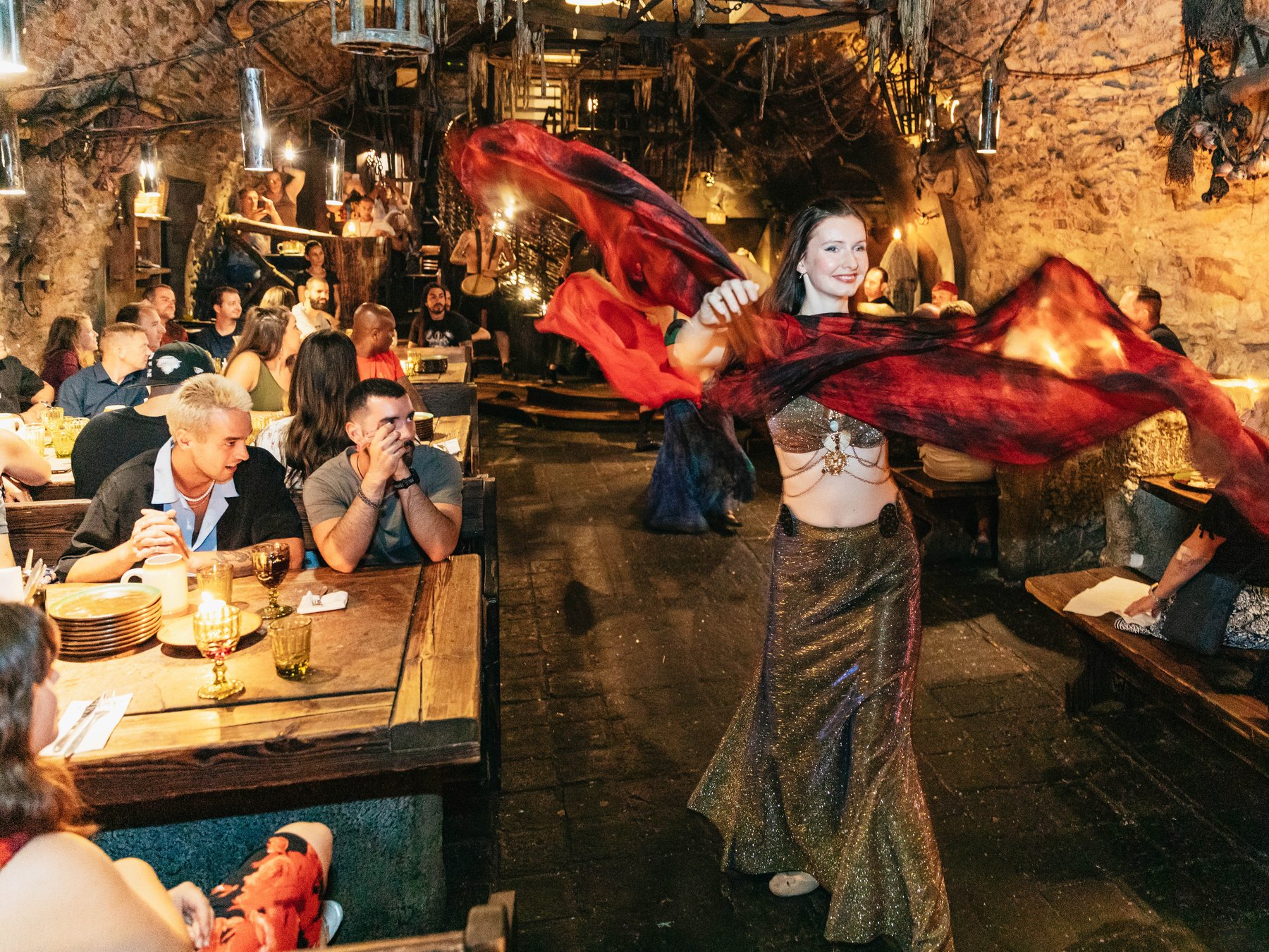 Prag: Mittelalterliches Abendessen mit Live-Show und unbegrenzten Getränken