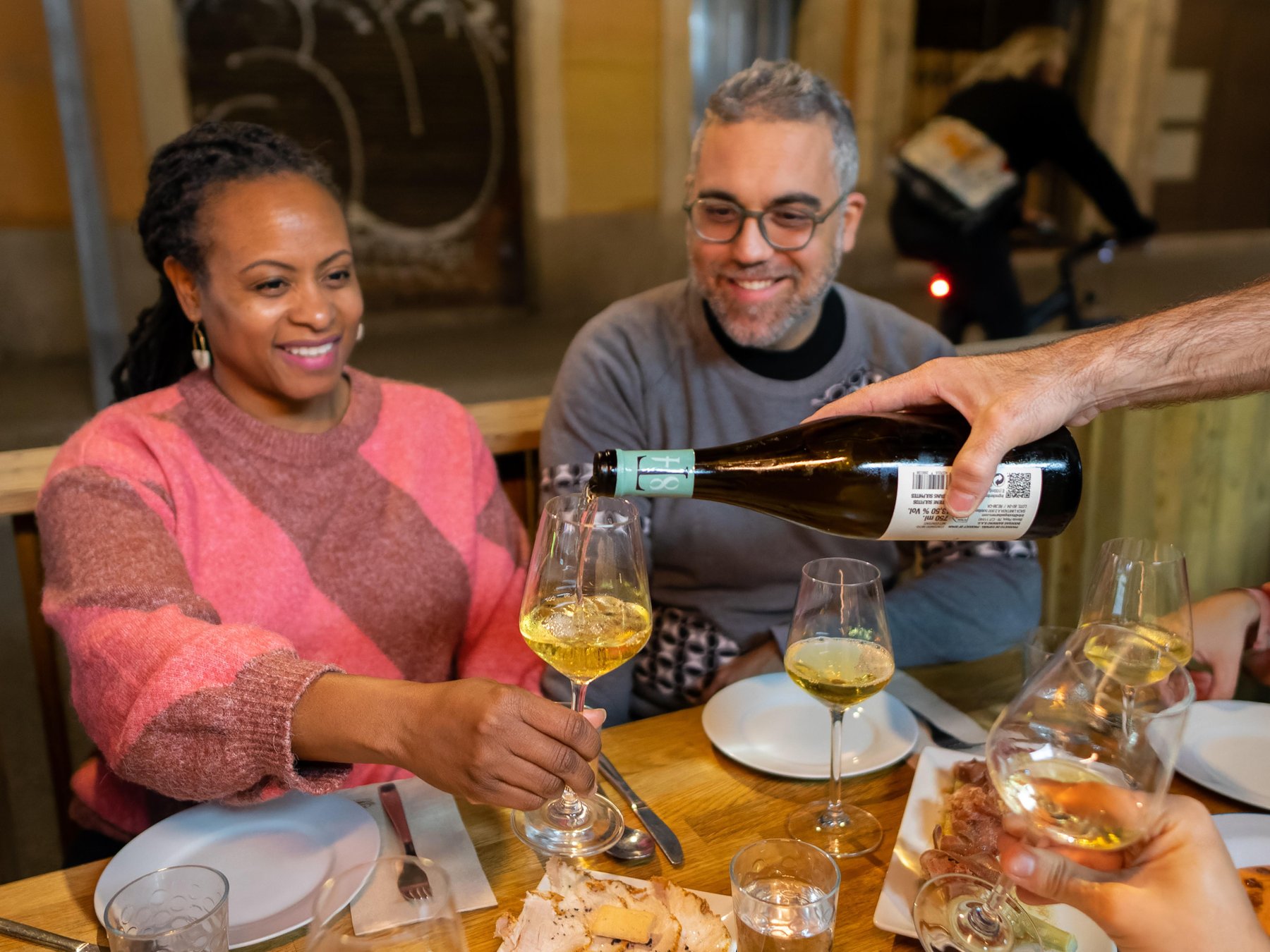 Barcelona Poble Sec Tapas & Weintour 3 Stunden -