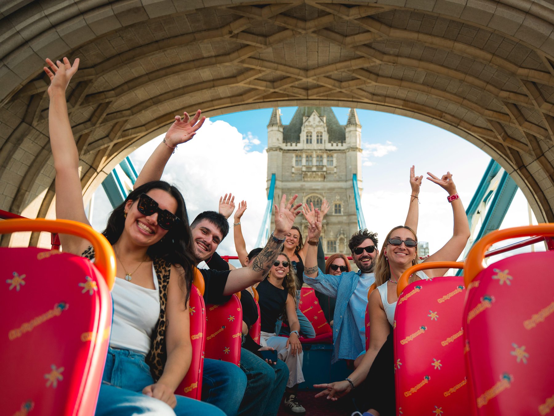 London360: Einzelne Flussfahrt & Hop-On-Hop-Off-Bustour-Kombination