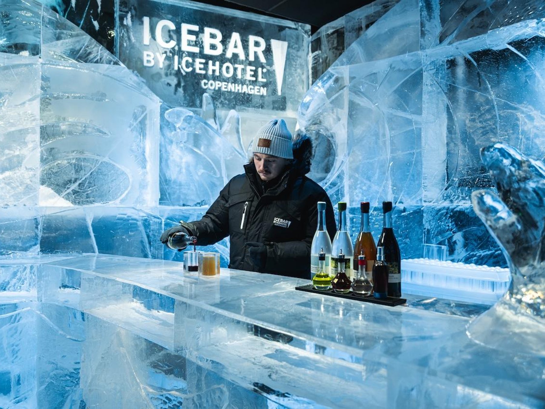 ICEBAR by ICEHOTEL Eintrittskarte mit Getränk