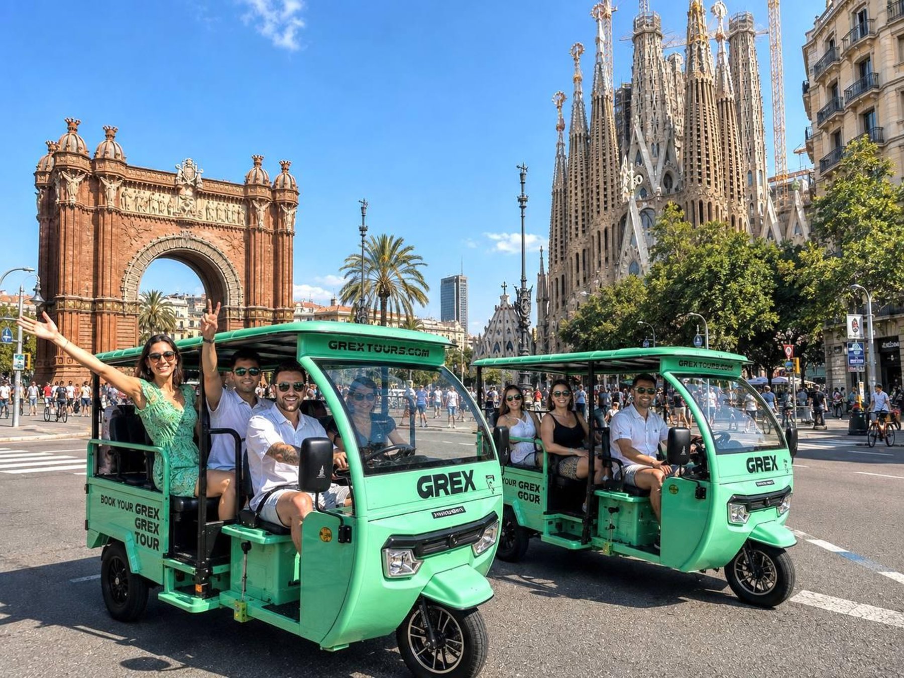 Barcelona: Tour mit dem elektrischen Tuk-Tuk mit ortskundigem Guide