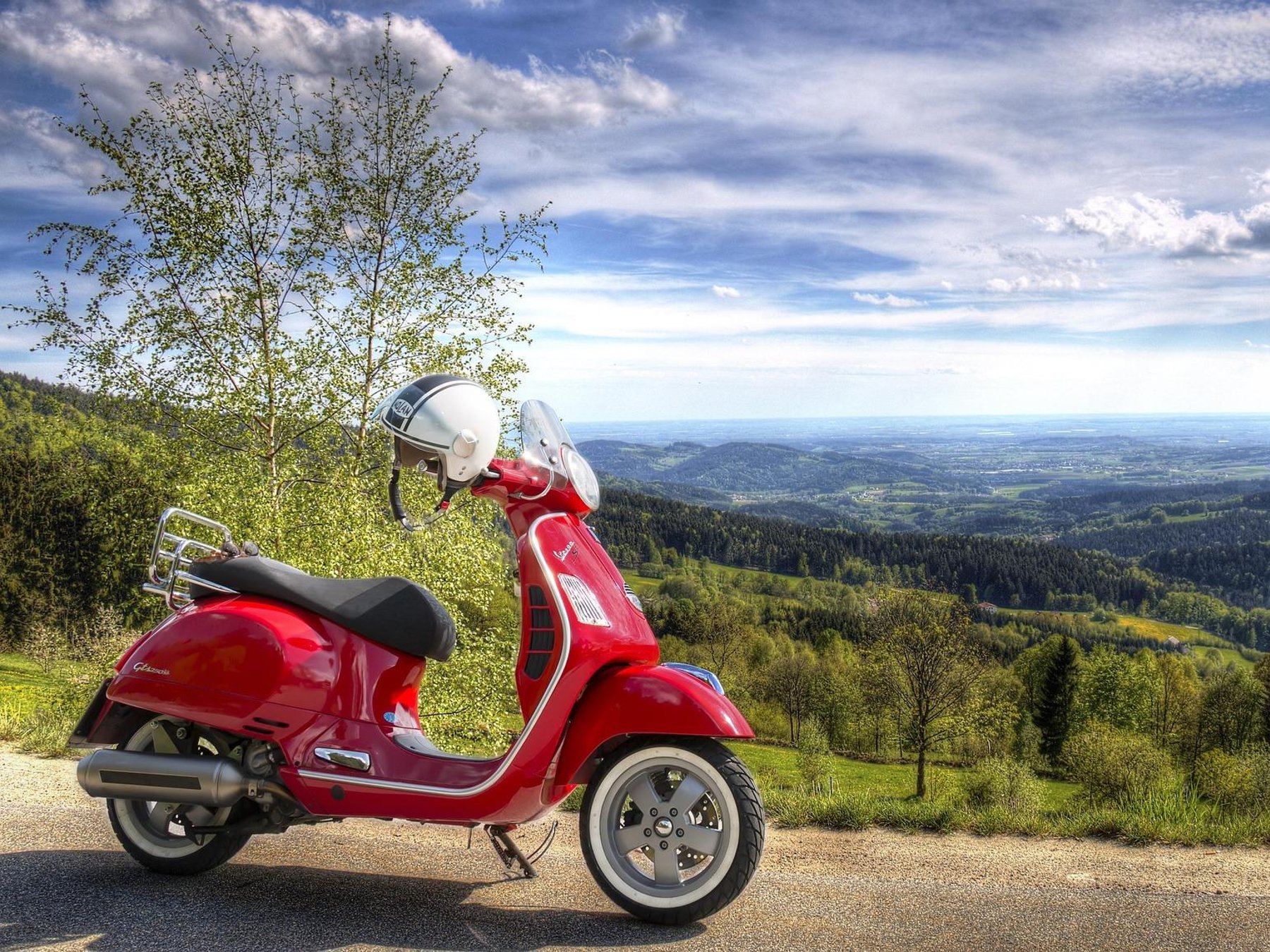 Florenz: Vespa-Tour durch Chianti mit Weinprobe & Mittagessen