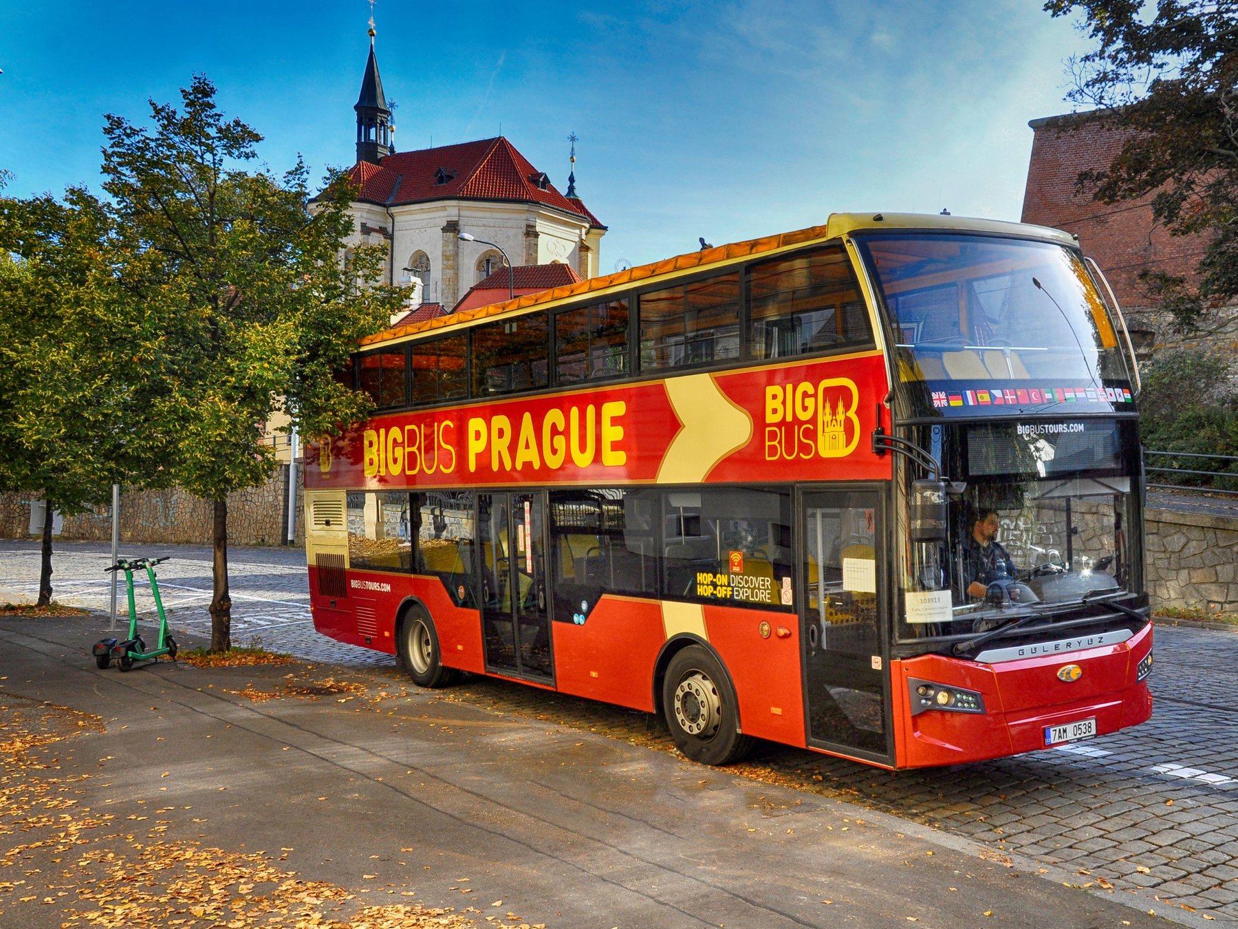 Prag: 2-Stunden-Flusskreuzfahrt + Bootstour-Karte