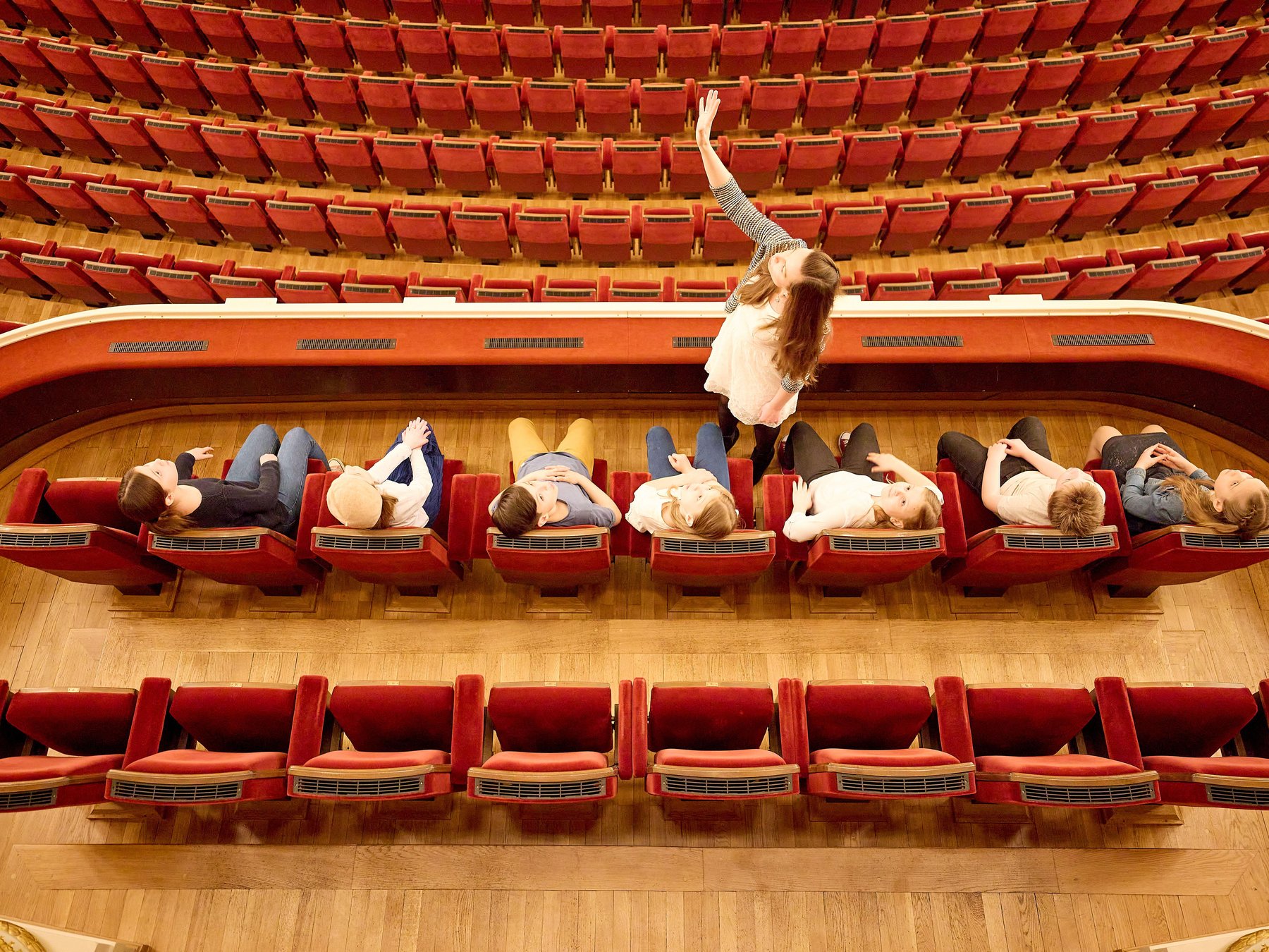 In Dresden: Semperoper Hänsel und Gretel Führung für Familien
