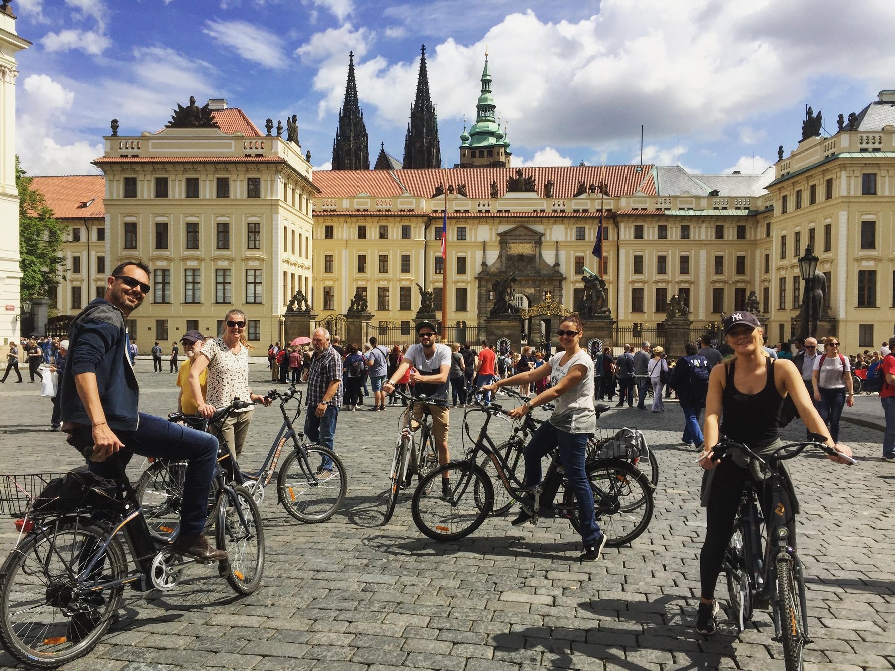Prag: Außergewöhnliche private Prag-Fahrradtour