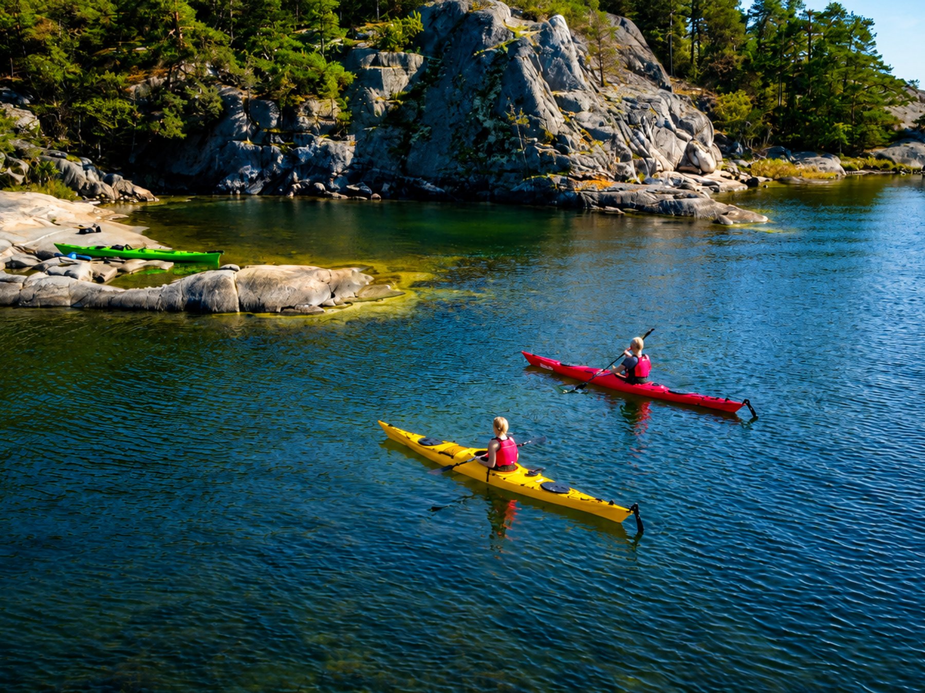 Explore Marvikarna in a Single Kayak