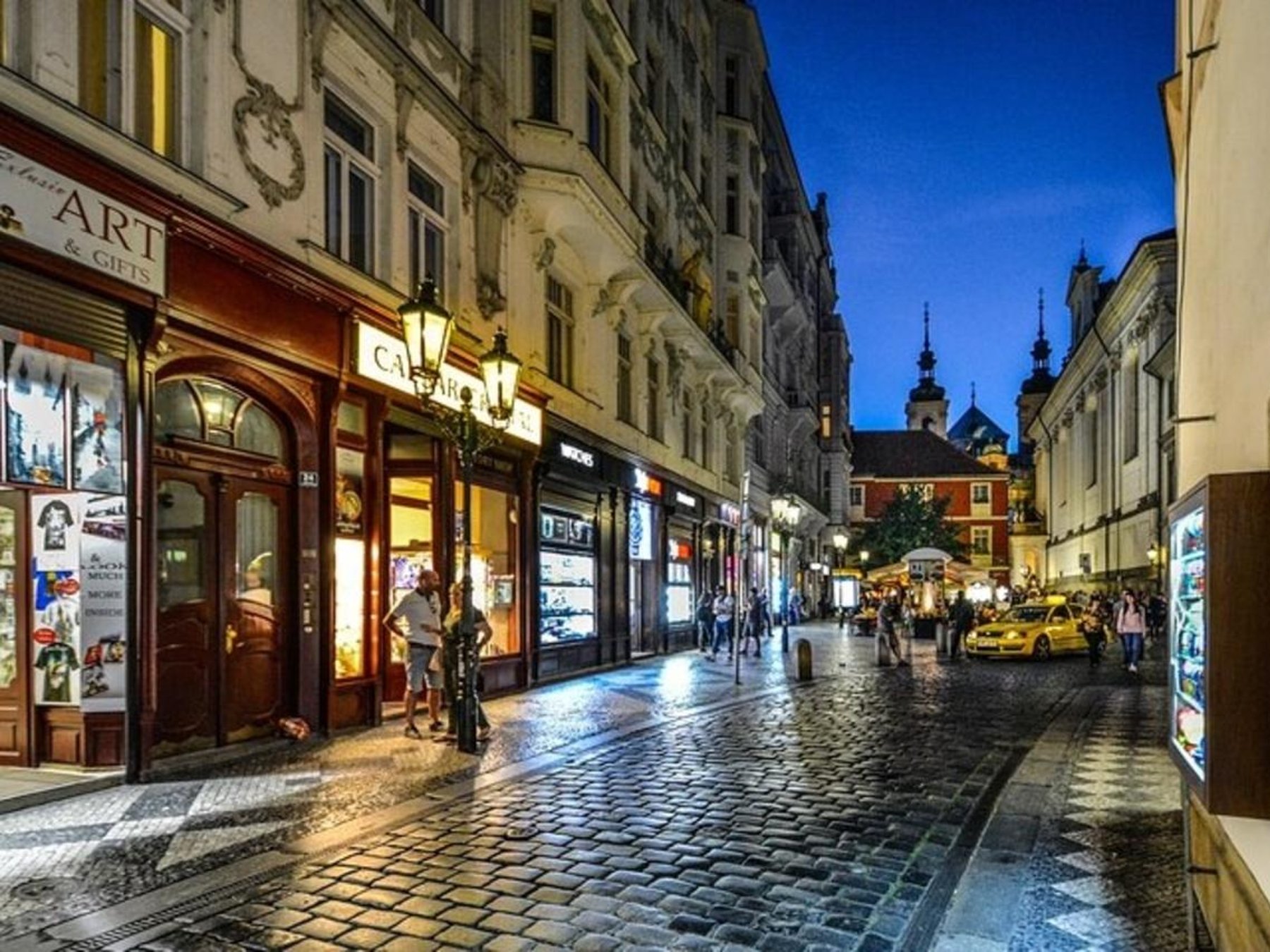 Prager Burg, Jüdisches Viertel & Astronomische Uhr: Schlangestehen + Audioguide