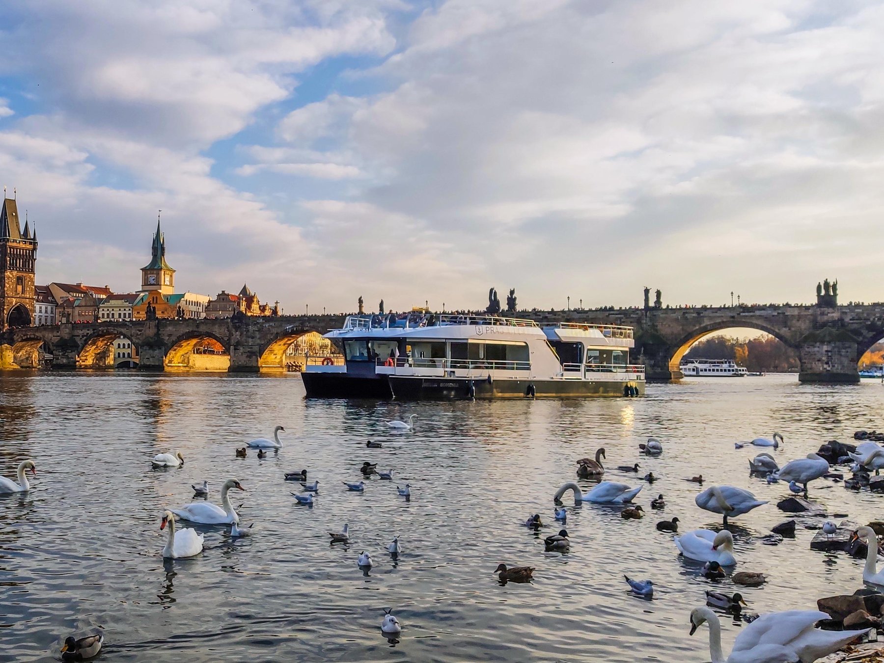Prag Moldau-Fluss Sightseeing-Kreuzfahrt