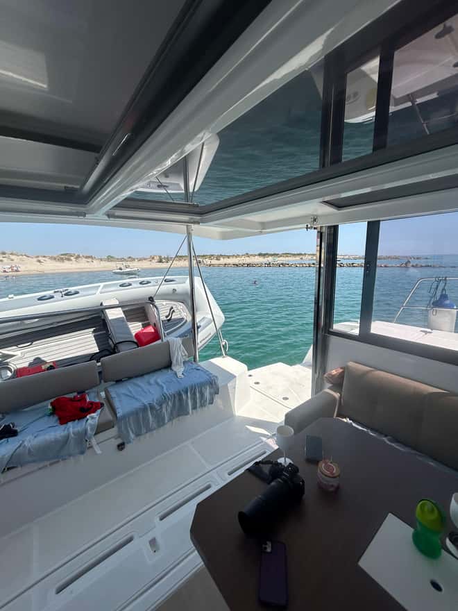 Restaurant Spinaker Demi-journee voile et baignade en baie d’Aigues-Mortes