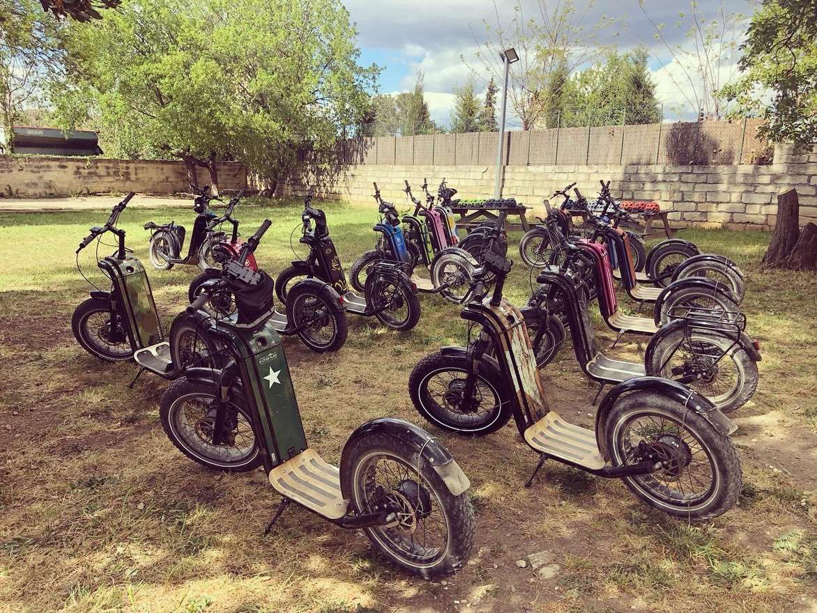 Domaine GUINAND : oeno rando en trottinettes électriques