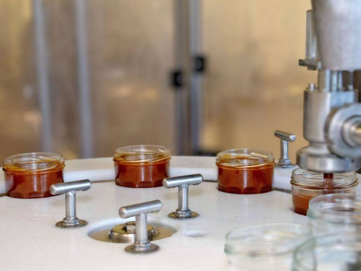 Visite ateliers de fabrication Brieuc - biscuiterie caramelerie à Yffiniac