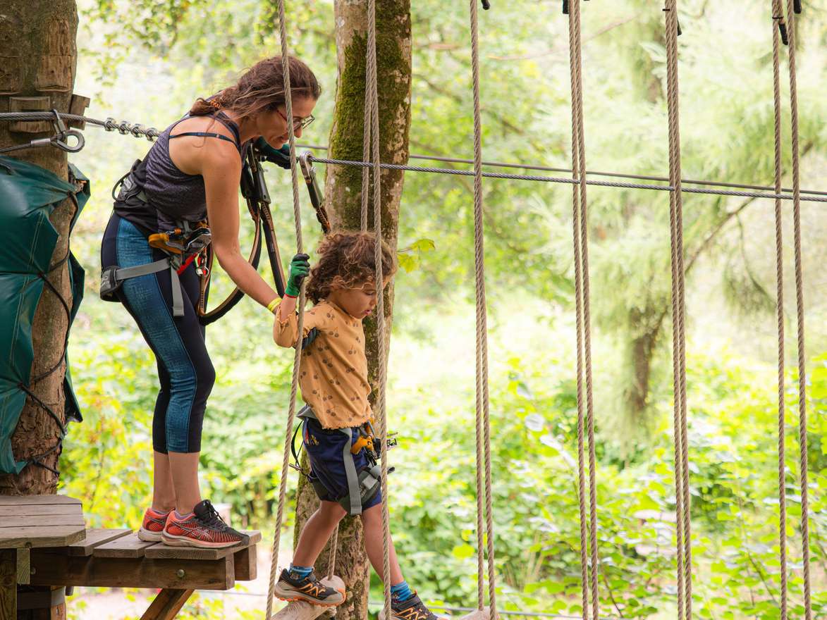 Bretagne: Parc Accrobranche Ecopark Adventures Penzé