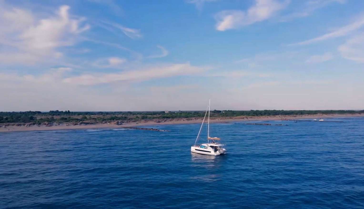Restaurant Spinaker Demi-journee voile et baignade en baie d’Aigues-Mortes