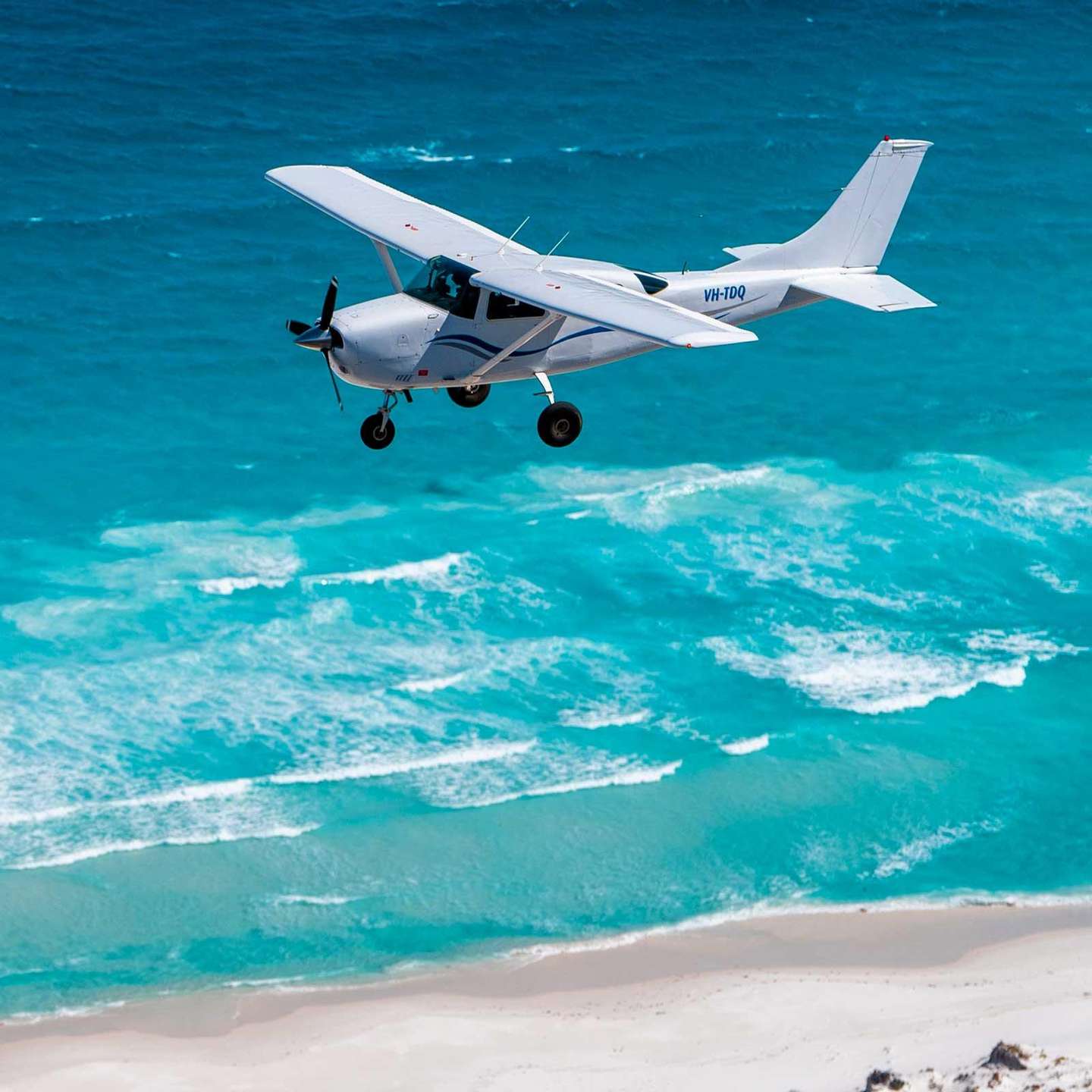 Perth: One-Way Flight Transfer to or from Rottnest Island