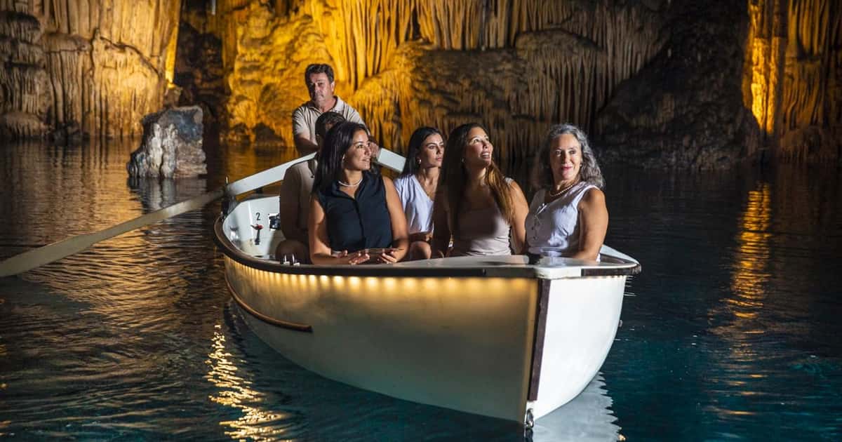 Interior de las Cuevas del Drach en Mallorca