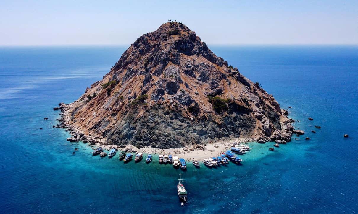 From Antalya: Suluada Island Boat Tour w/Lunch & Pick-up