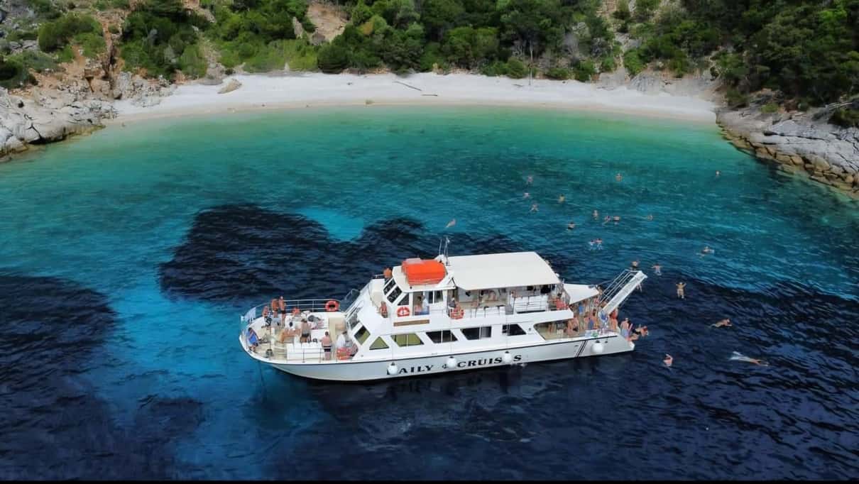 Kefalonia to Ithaca full-day cruise with swimming stops