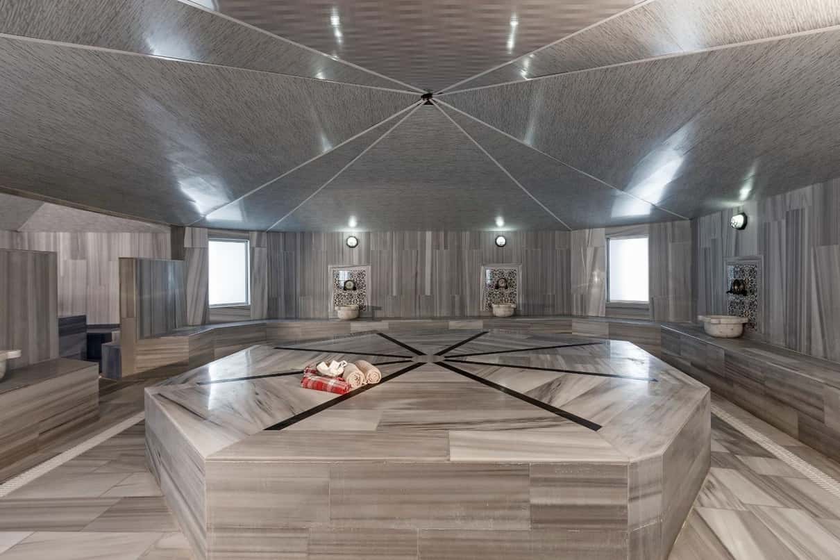Turkish Bath with Peeling, Foam, and Oil Massages 1