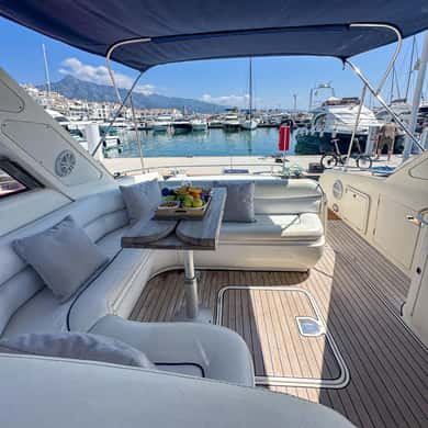 Puerto Banus Private Luxury Yacht Charter T975629 — photo 4