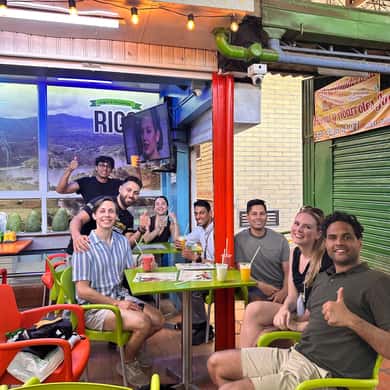 Tour Frutal en Medellín: Sabores Exóticos de Colombia - 4