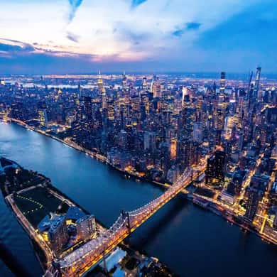 Couple S Private Helicopter Tour Over New York T63337 — photo 5