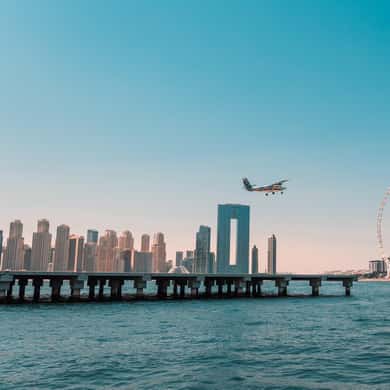 Dubai Marina Luxury Yacht Tour With Breakfast T465730 — photo 4
