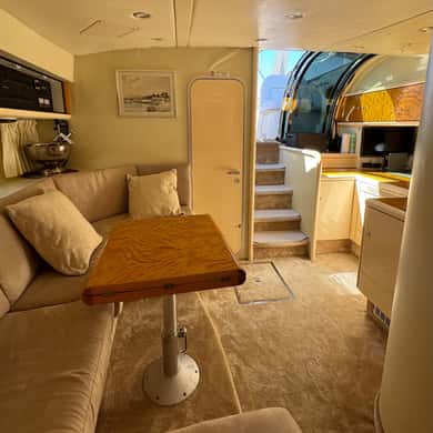 Puerto Banus Private Luxury Yacht Charter T975629 — photo 2