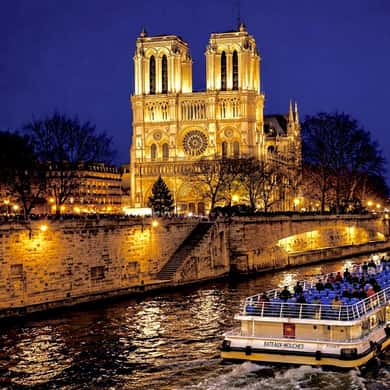 Evening Lights Cruise with Legendary Bateaux-Mouches — photo 2