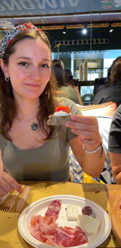 Milan: Guided Street Food Walking Tour with Food Tasting