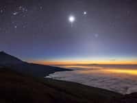 Stars and planets over Teide at dusk