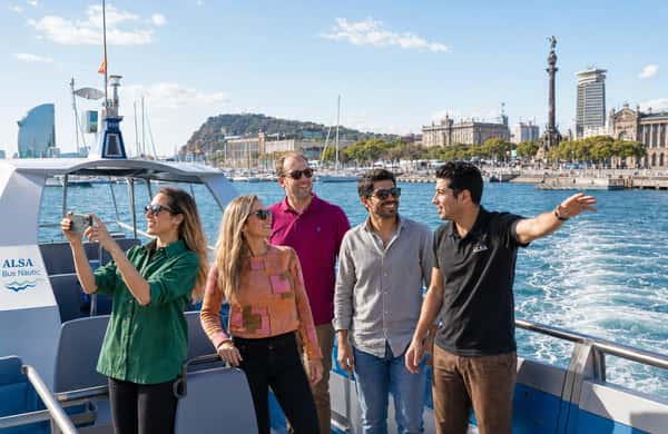 Barcelona: Montjuïc, Cable Car, Cruise & Old Town Tour - 2026 (Verified ...
