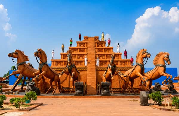 Hyderabad: Ramoji Film City Magical Full-Day Tour - 2026 (Verified Reviews)