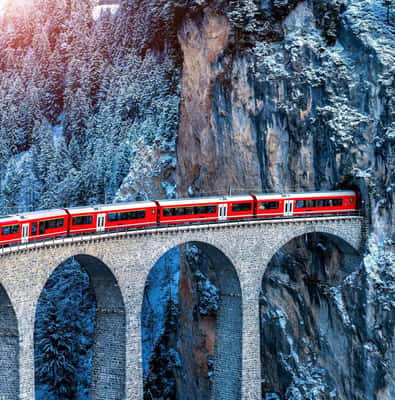Da Milano alle Alpi svizzere: Trenino rosso del Bernina e St. Moritz 