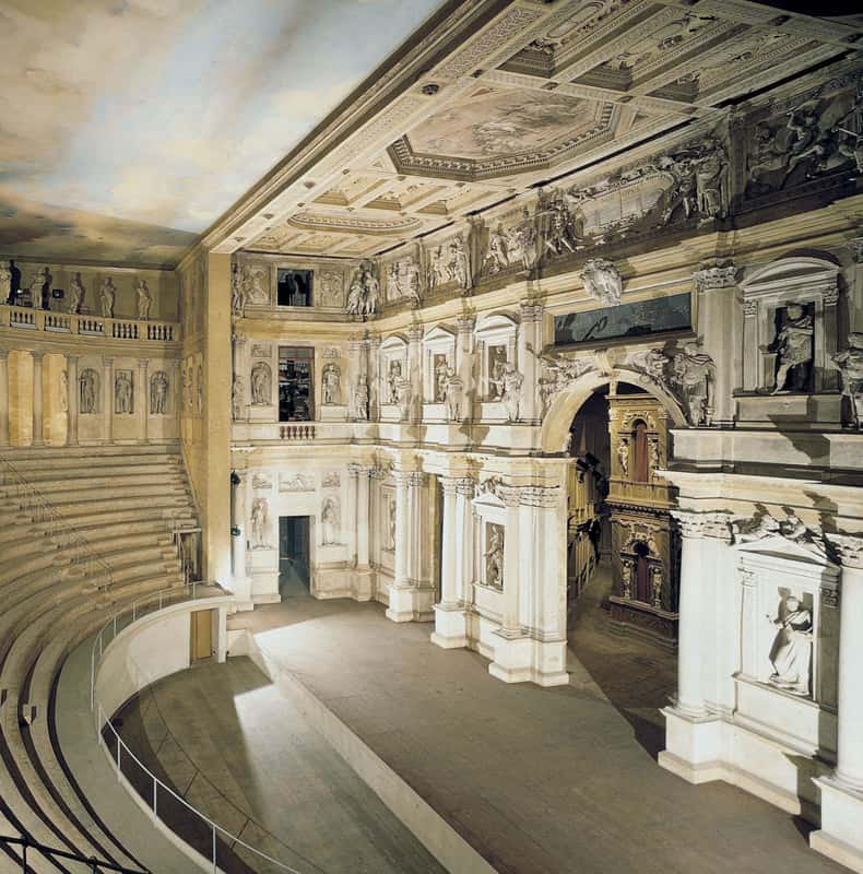 Vicenza: Walking Tour with an Art Historian