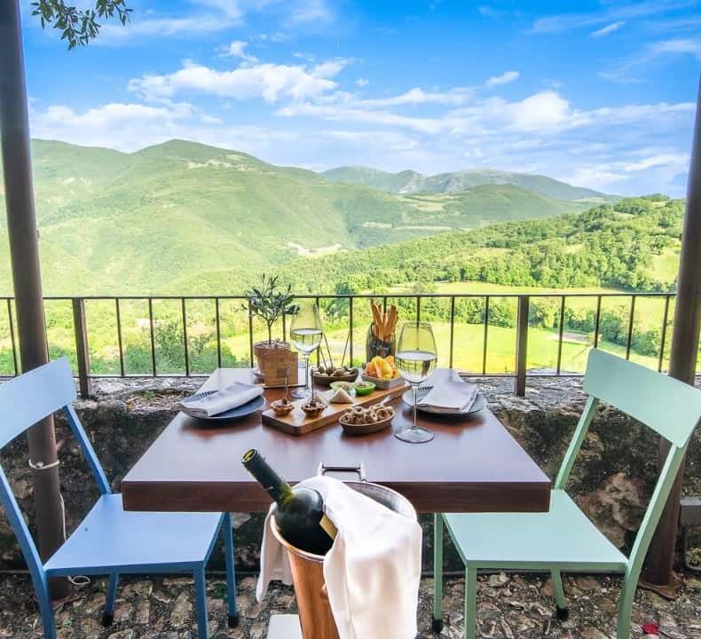 Umbria: Mindfulness and Wellness Day at Castello di Postignano