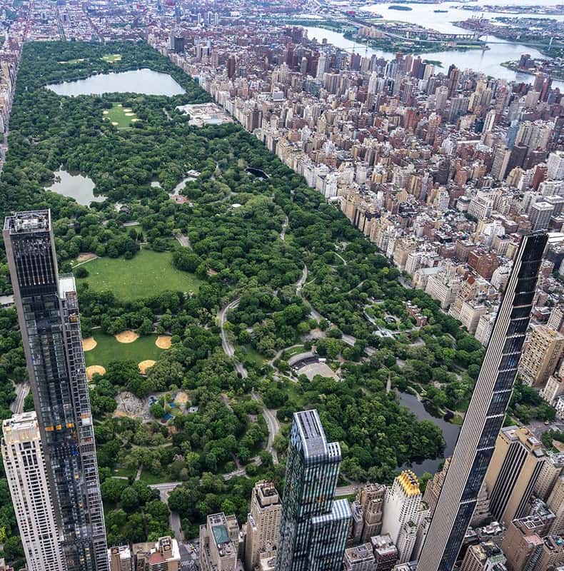 Couple S Private Helicopter Tour Over New York T63337