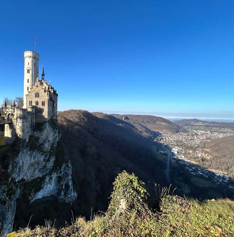 Stuttgart: Mindful Hike to Lichtenstein Castle with Transfer