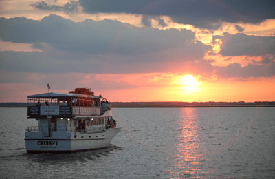 Happy Hour Cruise, Sunday through Thursday, all ages